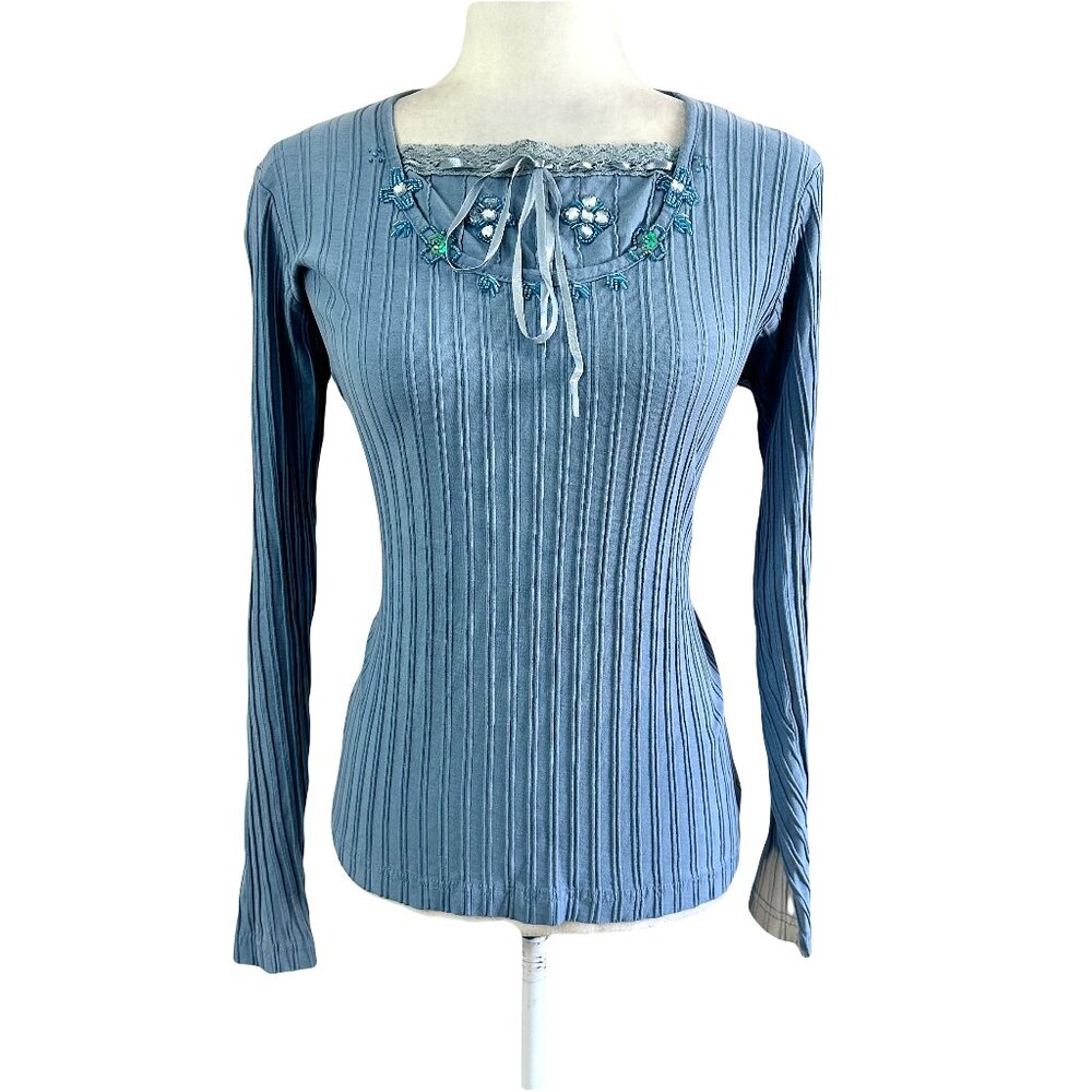 Adriane Dilafield Vtg Y2K Blue Beaded Bow Long-sleeved Top